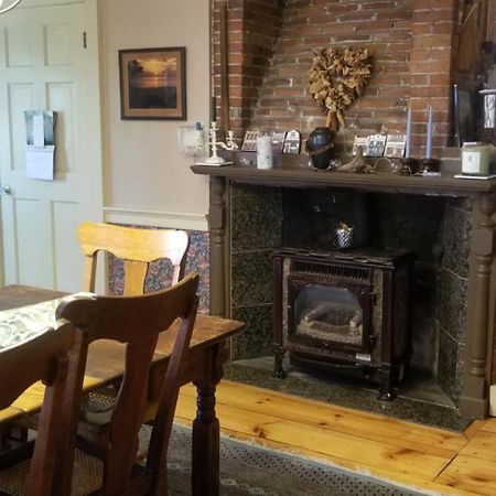 Widow Avery House Hallowell Kamer foto
